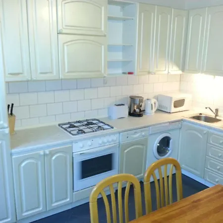Old Town Square Apartment *