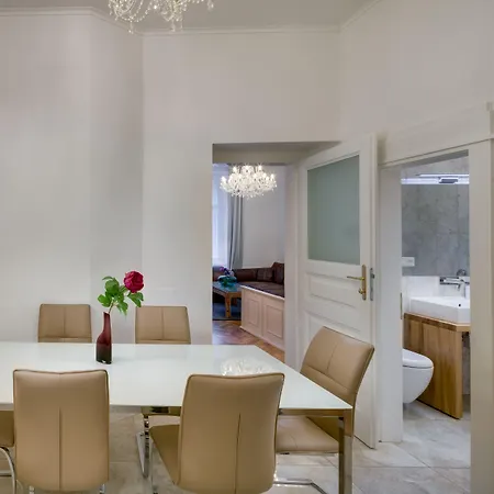 Old Town Square Prag