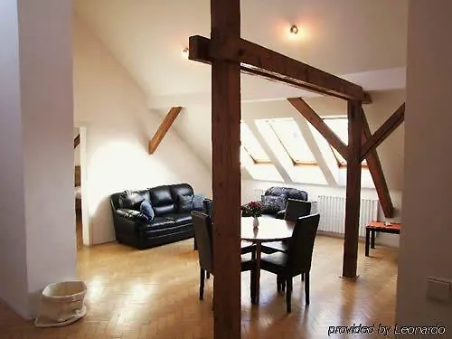 Hotel Old Town Square 3*